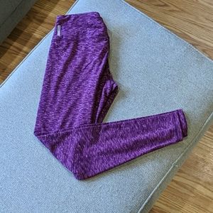 💜NWOT Purple workout leggings